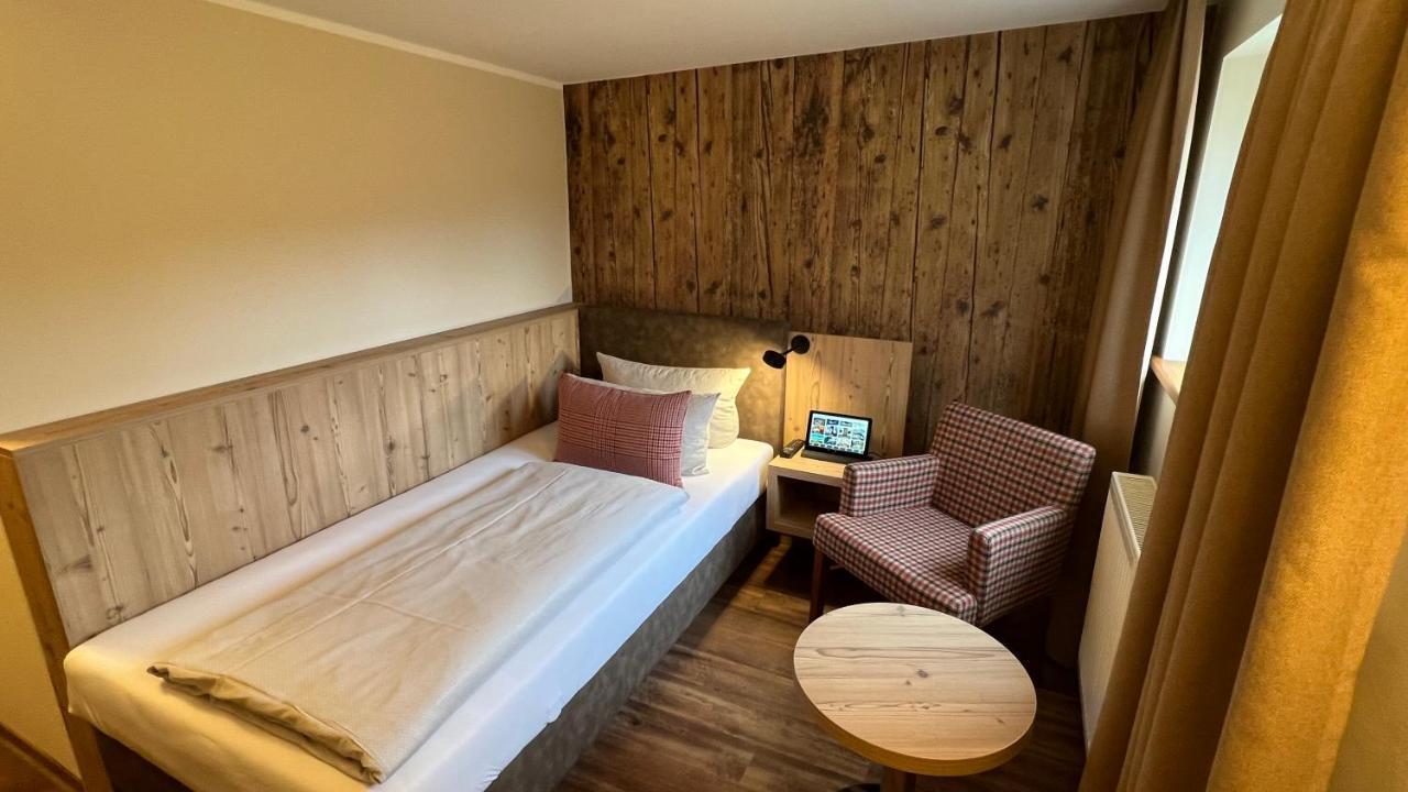 Dammschenke Gasthof & Hotel Курорт Йонсдорф Екстер'єр фото