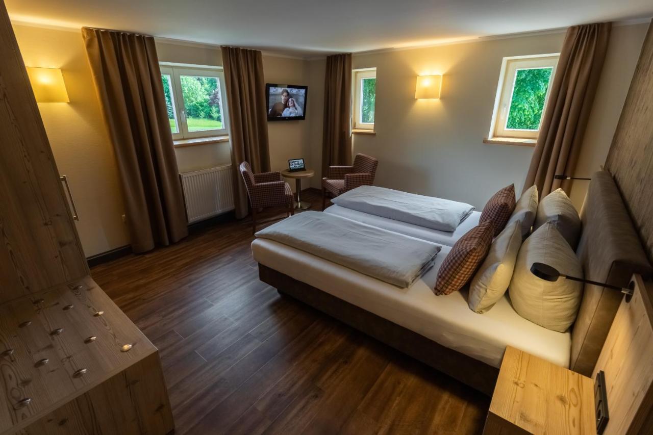 Dammschenke Gasthof & Hotel Курорт Йонсдорф Екстер'єр фото