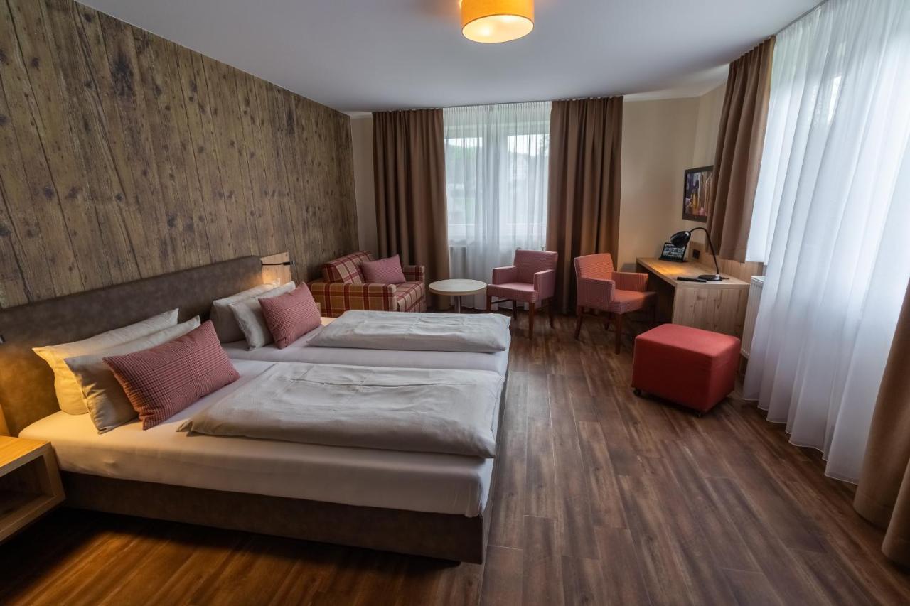 Dammschenke Gasthof & Hotel Курорт Йонсдорф Екстер'єр фото